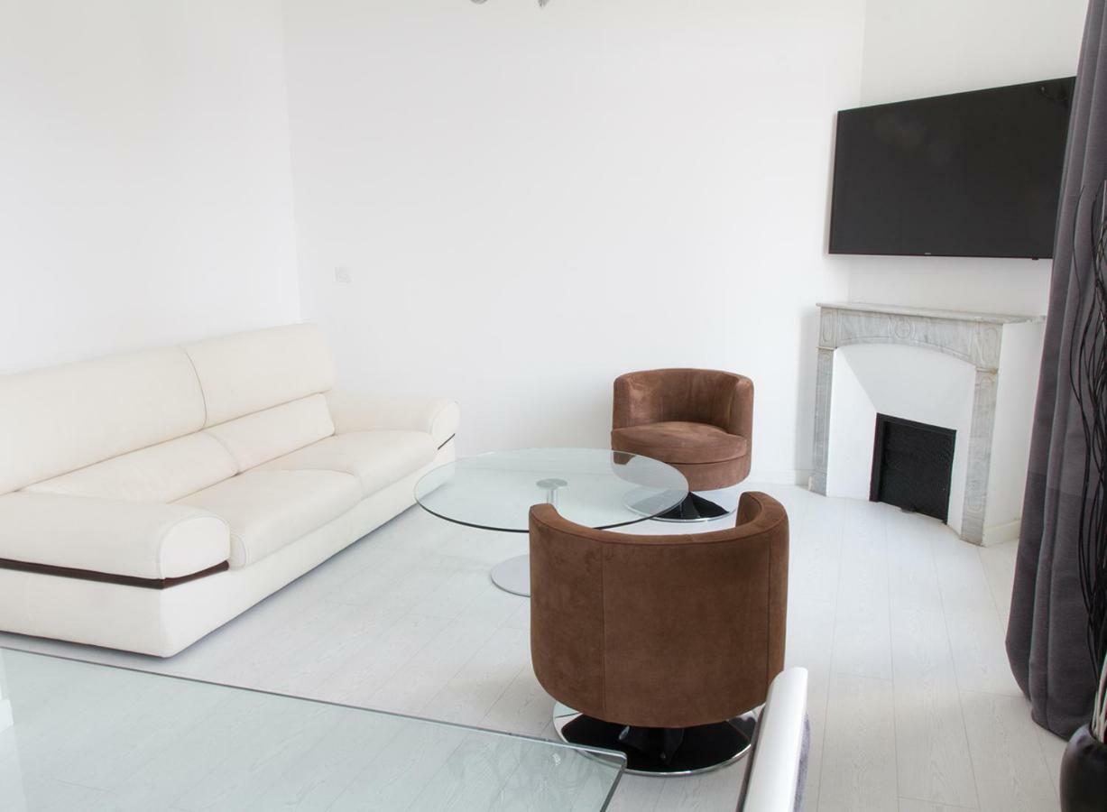 Aux Iles D'Or Apartment Hyeres Exterior photo